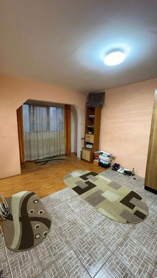 Vand garsoniera confort 1 Motru - 1