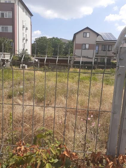 Teren intravilan 300 mp - zona Compozitori - 125.000 euro  (Cod E6) - 6