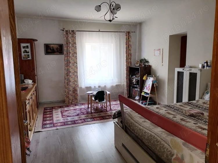 Ultracentral Sinaia, apt 2 camere, garaj, etaj 1