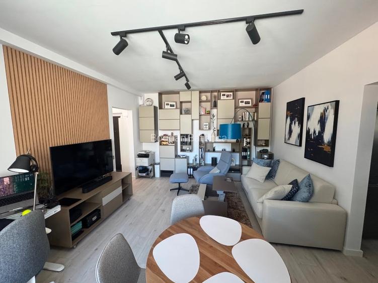 Apartament 2 camere complet mobilat/utilat zona Decebal/Alba Iulia