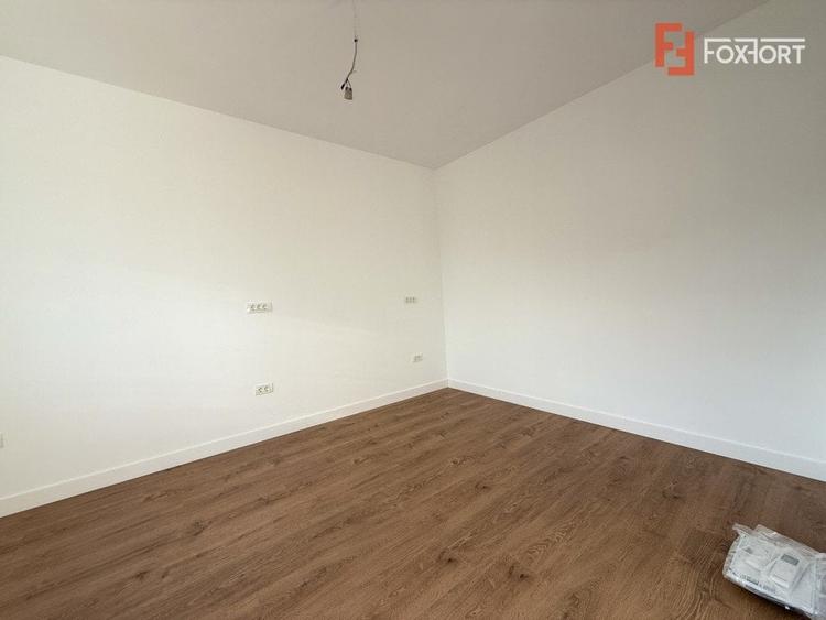 Duplex cu 5 camere de vanzare in localitatea Dumbravita - 18