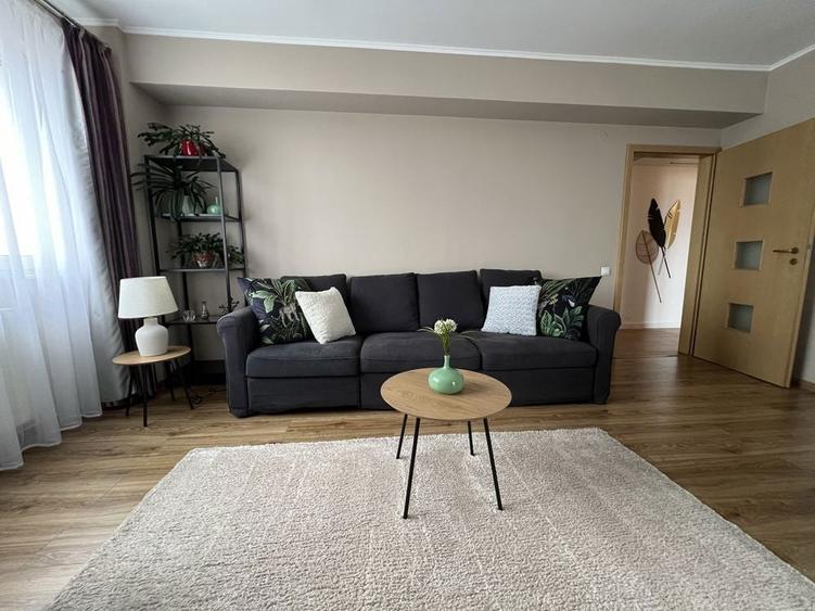Inchiriez apartament 2 camere Zorilor, 60 mp - 1