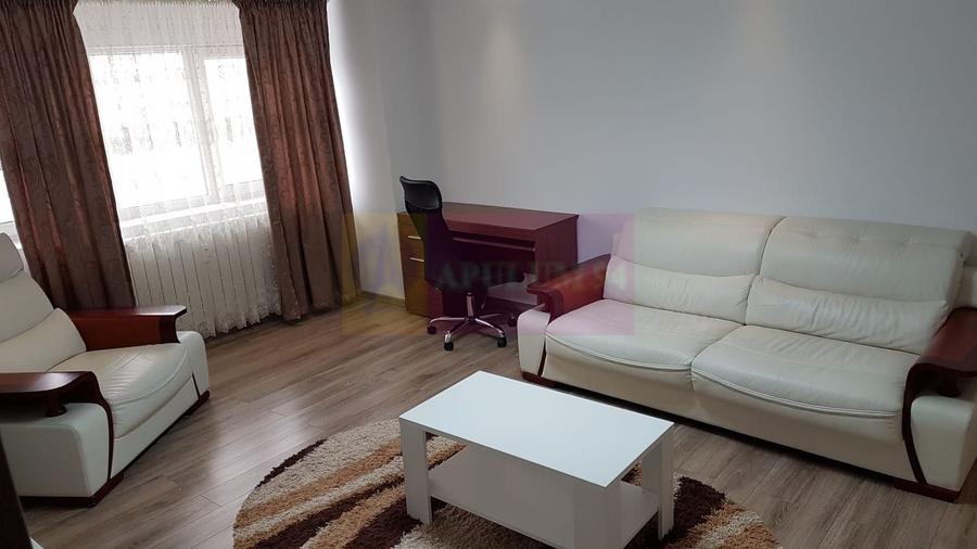 Vanzare apartament 2 camere in zona bd. Decebal stradal - 2