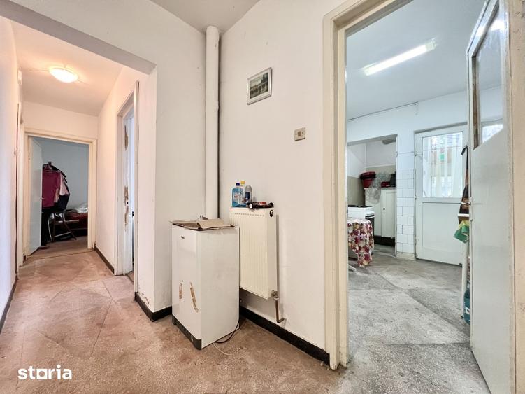 Apartament cu 3 camere decomandat în Central