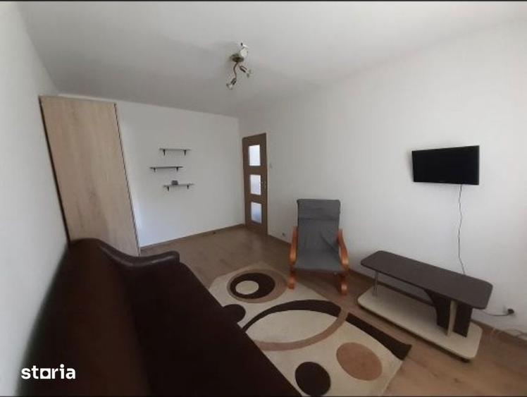 Inchiriez apartament 1 camere Micro 1 - 7