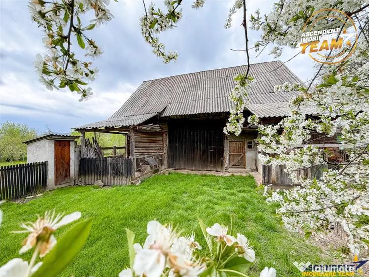 OFERTA REZERVATA!Casa cu farmec rustic teren privat de 3.3 - 17