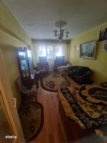 Vind 2camere decomandate etaj 3 zona isharo - 8