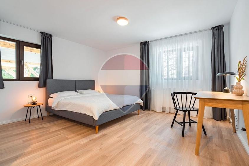 Hotel/Pensiune, de 515.34997558594 mp, în Moieciu