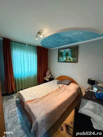 Apartament cu 3 camere semidecomandat în Central