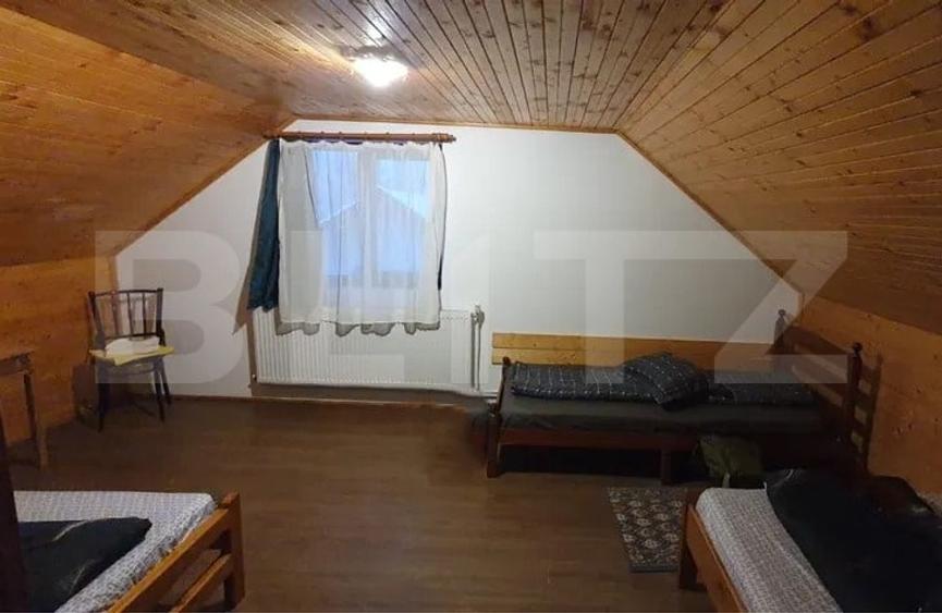 Cabana 6 camere, 240 mp utili, Dealu Mare, Comuna Rasca - 4