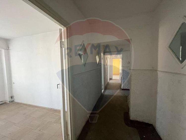 Apartament 4 camere in zona Piata - 6