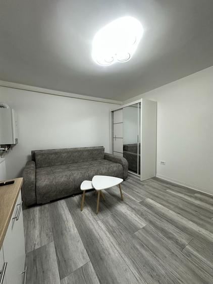 Inchiriez garsoniera et:1 - 8