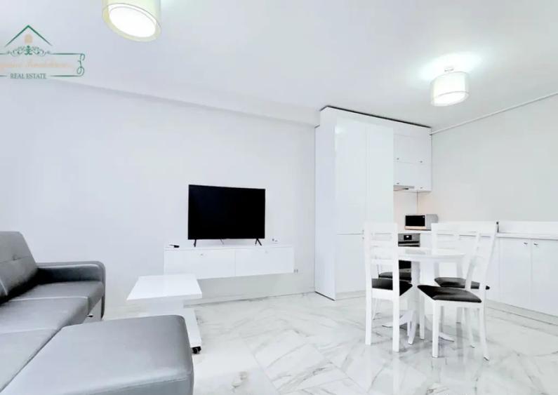 Apartament cu 2 camere semidecomandat, mobilat în Micălaca