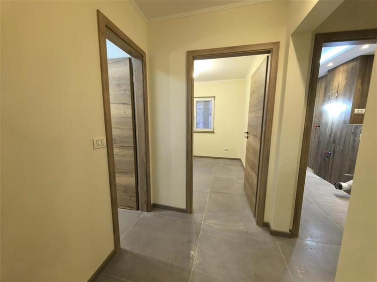 Apartament cu 3 camere Superb in Complex - 10