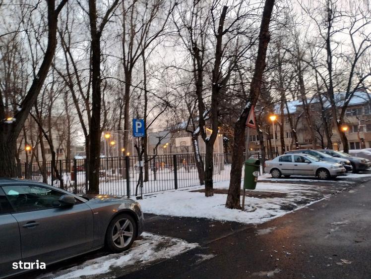 2 camere/ Renovat /Bd.I.Mihalache/Metrou/Luminos - 1