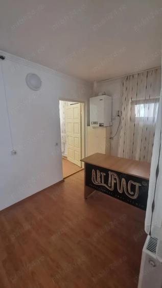 Inchiriez spatiu pretabil birouri, strada Trivale, Pitesti - 1