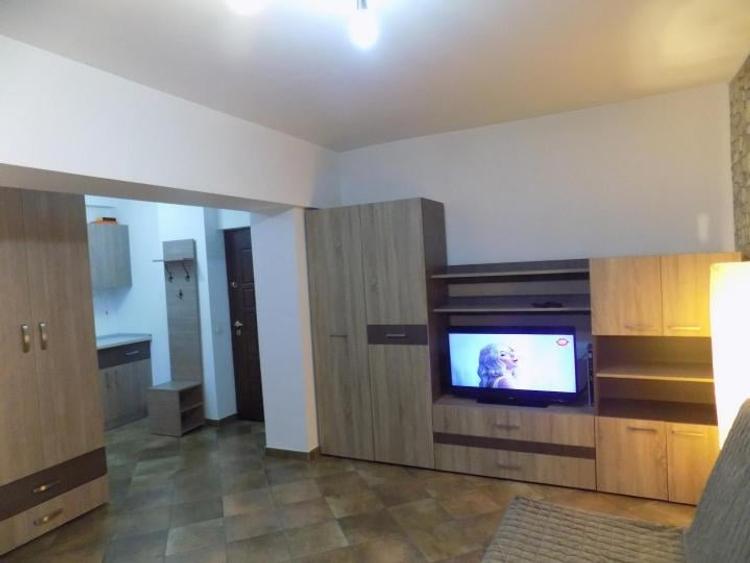 Inchiriere garsoniera Piata 1 Mai - 4