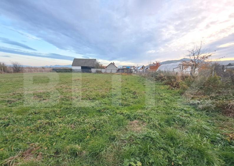 Casa de vanzare, 5 camere, teren generos de 1.290 m2, zona - 8