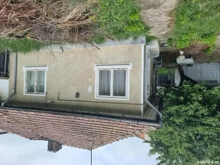 A 27 proprietarul vinde casa - 6