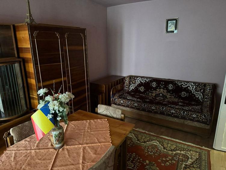 Apartament luminos, etaj 1, in zona centrala - 1