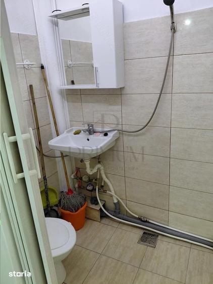 Garsonieră decomandată în Complex Studențesc