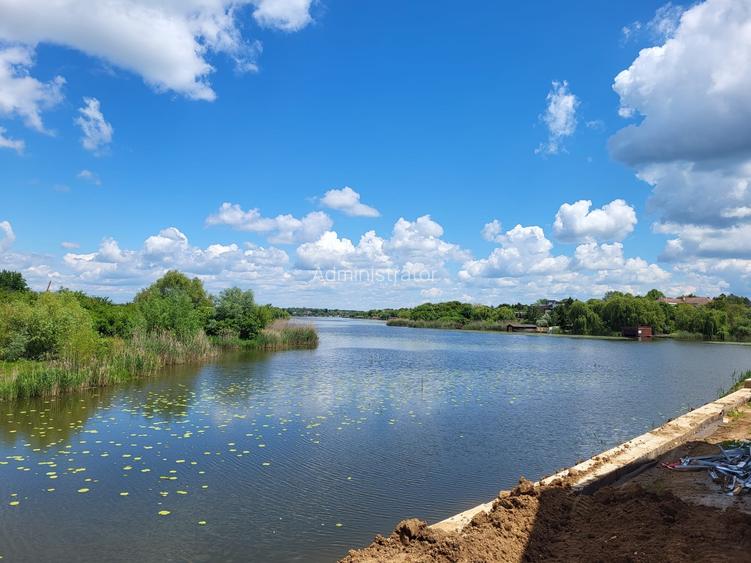 Refugiu Verde la 20 de Minute de București – Casa cu ponton la lac