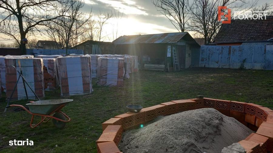 Casa individuala + hala de vanzare in Grabat - 7