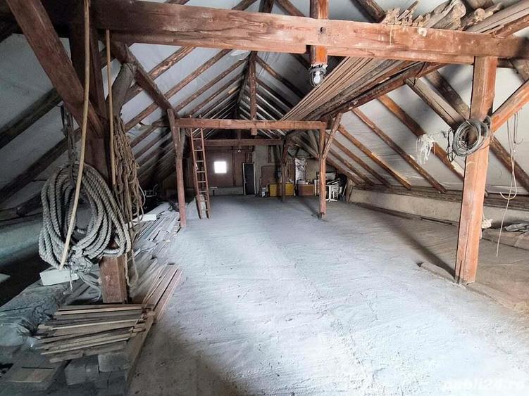 Vila cu 2 apartamente spatioase si teren de 670 mp. - 6