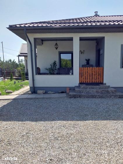 Casă cu 3 camere cu Teren 18 Mp în Central