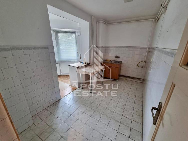 Apartament 2 camere, etaj 1,centrala proprie, zona Saguna - 12