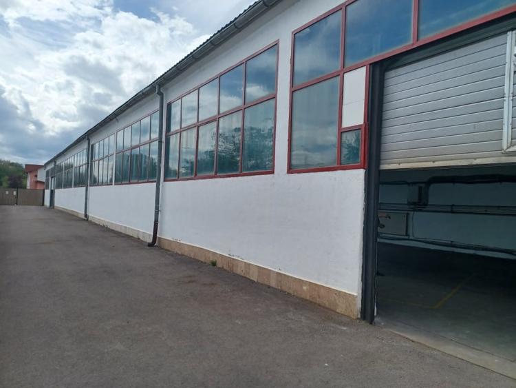 De vanzare hala industriala plus spatiu birouri - 5