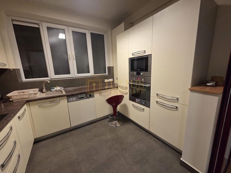 3 camere-107 mp, situat intr-o vila, loc de parcare, centrala gaz - 23