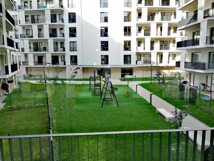 Apartament cu 2 camere semidecomandat, mobilat în Mărăști