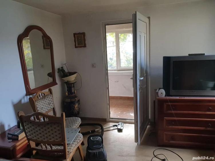 Proprietar vand casa in Herneacova - 4