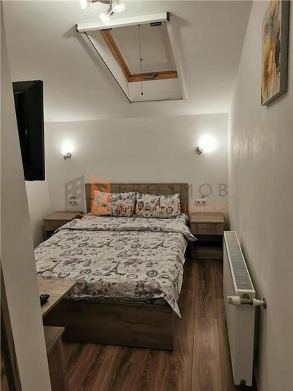 Unitate de cazare 3 stele  P+1 zona 1 Decembrie 1918 - 13