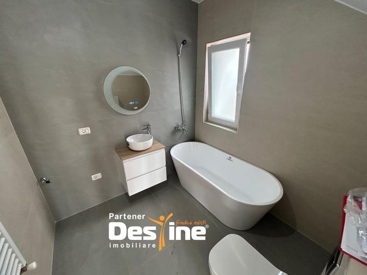 Casa tip DUPLEX - Loc de parcare si terasa  Toate utilitatile - Drum asfaltat - 13