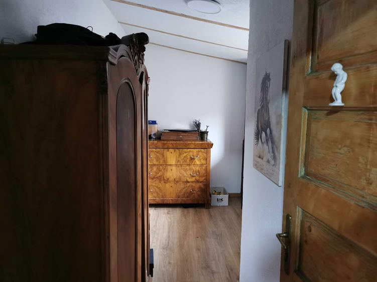 De Vanzare Casuta la Tara - 4