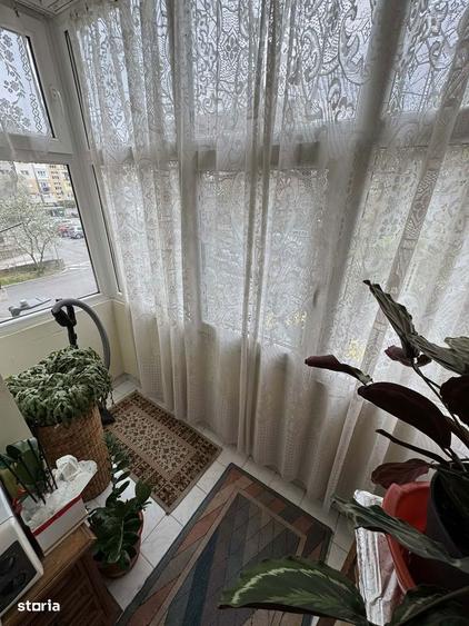 Apartament 4 camere decomandate , etaj 1 , Carpati 2 - 9