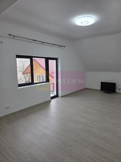 Vila de vanzare cu 6 camere in Sinaia - 3