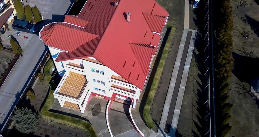 Vila 525 mp + 3300 mp teren in Botosani locuinta sau investitie - 8