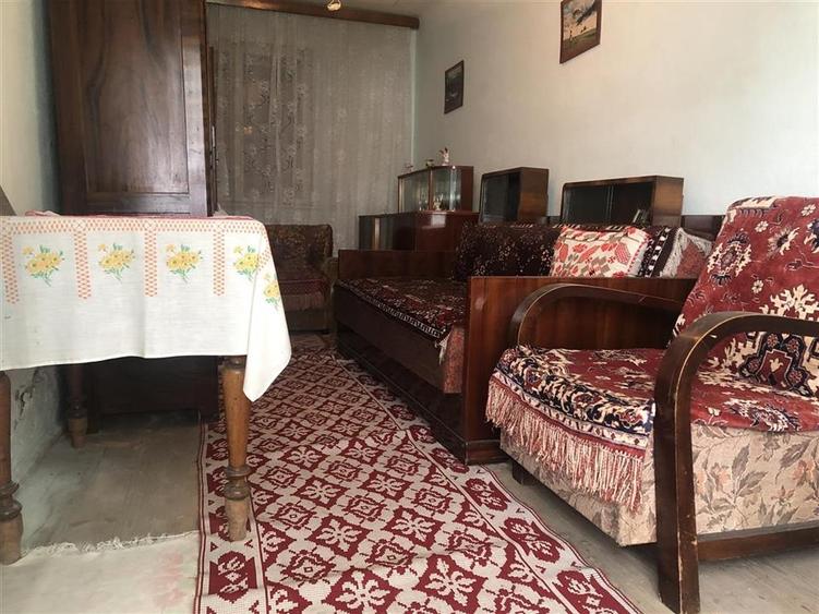 Casa locuibila cu teren generos,  REPUBLICII SANPETRU - 6