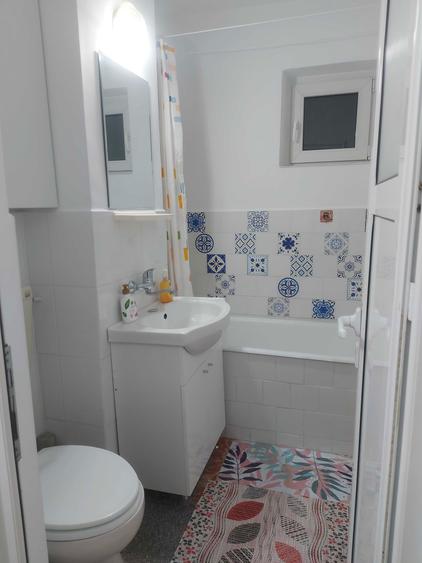 Inchiriez garsoniera - 1