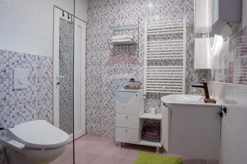 DE VANZARE Reședință Premium cu Piscină și Teren Generos – Sat Roșu - 40