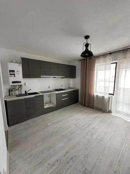 Vila Targul Saptamanal, P+2 - 23