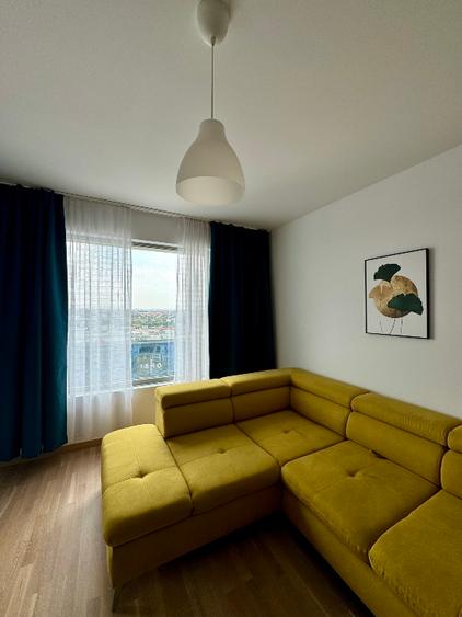 Apartament cu 2 camere decomandat în Take Ionescu
