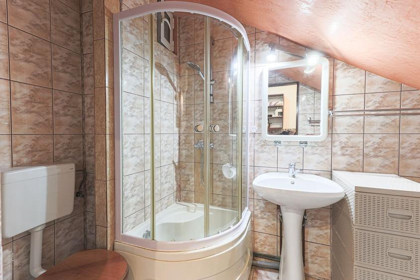 Apartament cu 2 camere la curte comună, pe str. Barabas Bela - 6