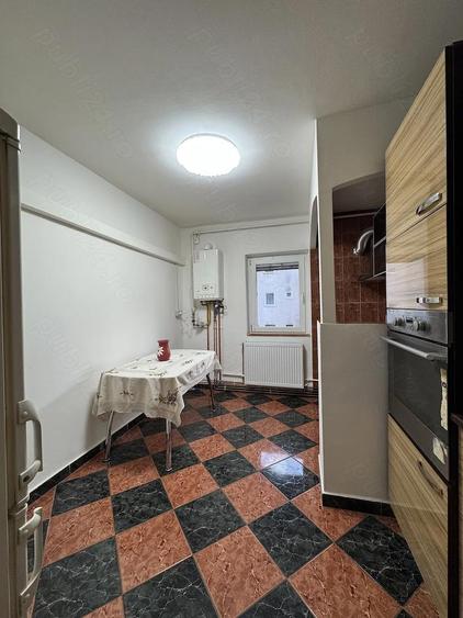 Apartament de inchiriat - 2