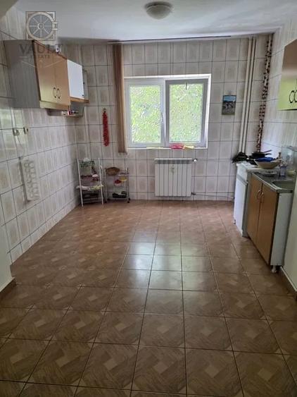 Apartament 3 camere - Mega Mall - Pantelimon - 2