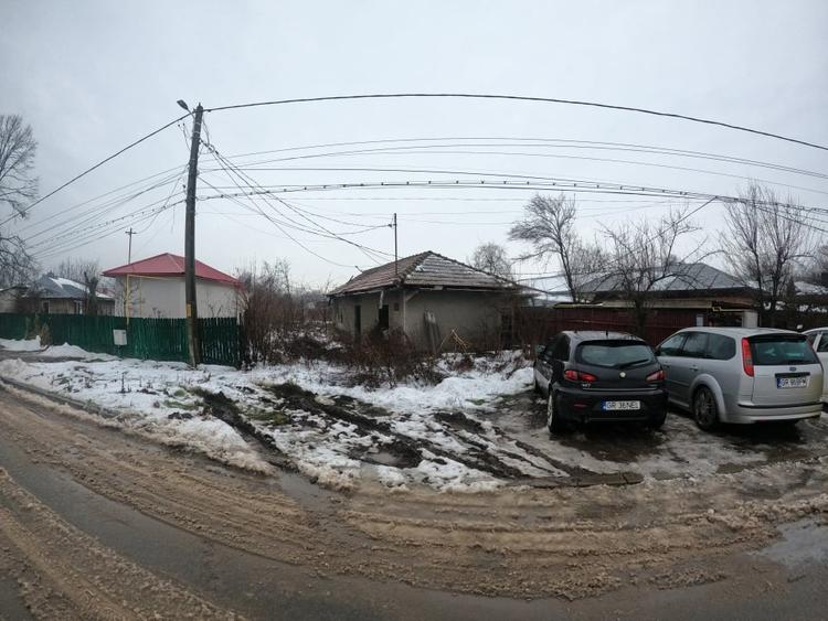 Teren cu casa demolabila, suprafata 1700 mp - 3