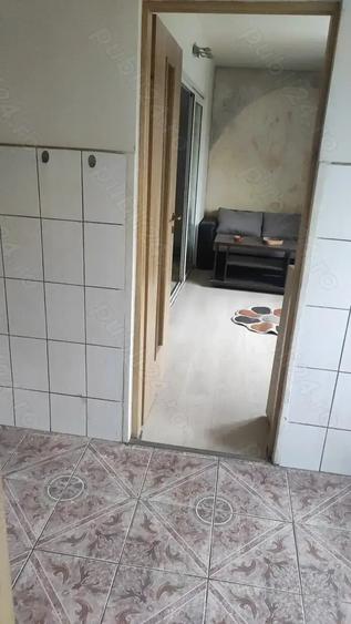 Inchiriez apartament - 3